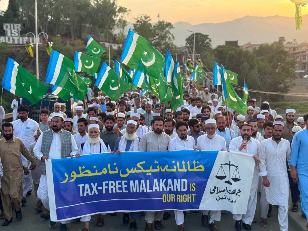 Lethal1195's tweet photo. #ملاکنڈڈویژن_ٹیکس_نامنظور https://t.co/4cRUTUMIKh