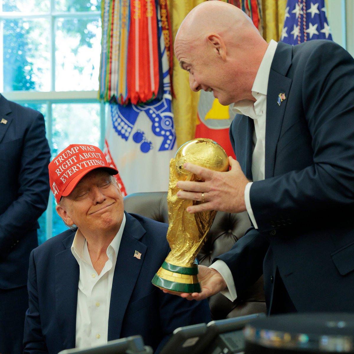 bpthaber's tweet photo. Beyaz Saray, Folarin Balogun'un kırmızı kart cezasının ertelenmesi için FIFA ile doğrudan iletişime geçti. (Ben Jacobs) https://t.co/VJMPTjCyrL
