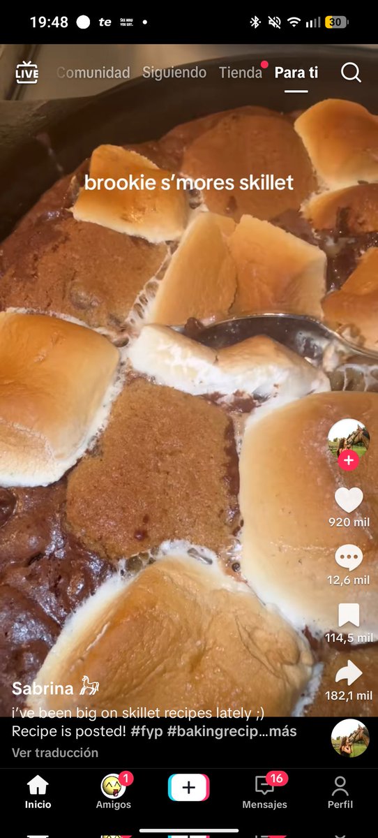 mika_hungrymoth's tweet photo. type shit that gets on my FYP when I'm so hungry I could eat anything https://t.co/65Jr6HSd4w