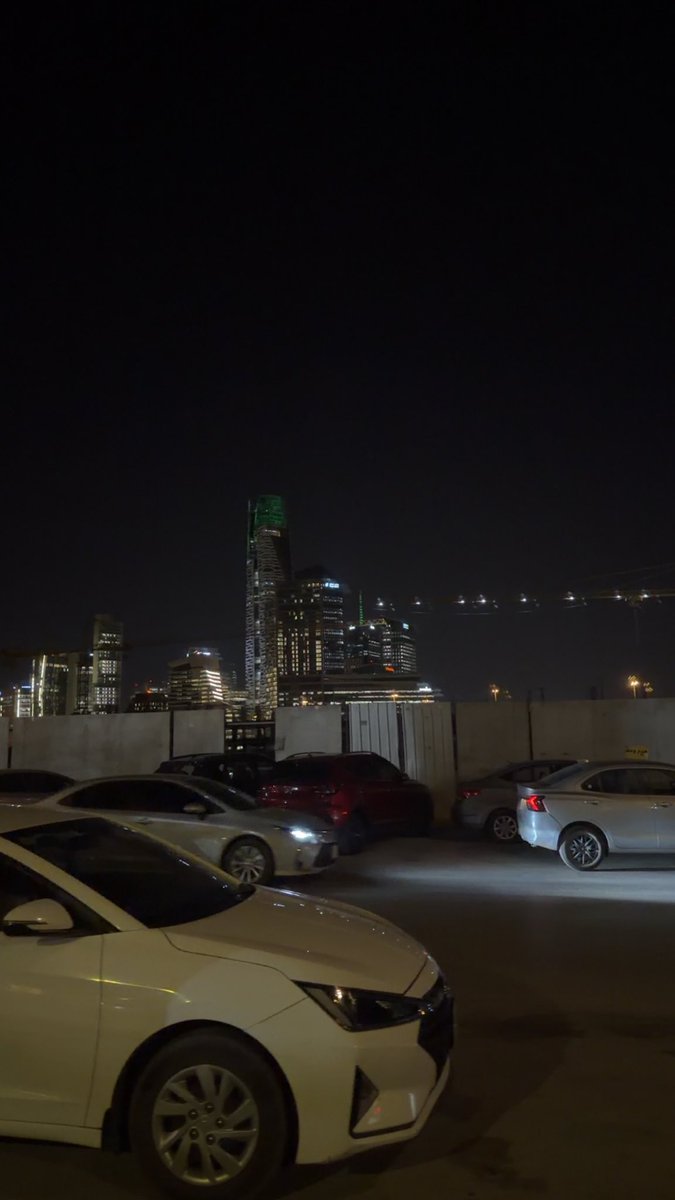 ixiap_'s tweet photo. Riyadh nights 🔝 https://t.co/fkMRFmoOTC