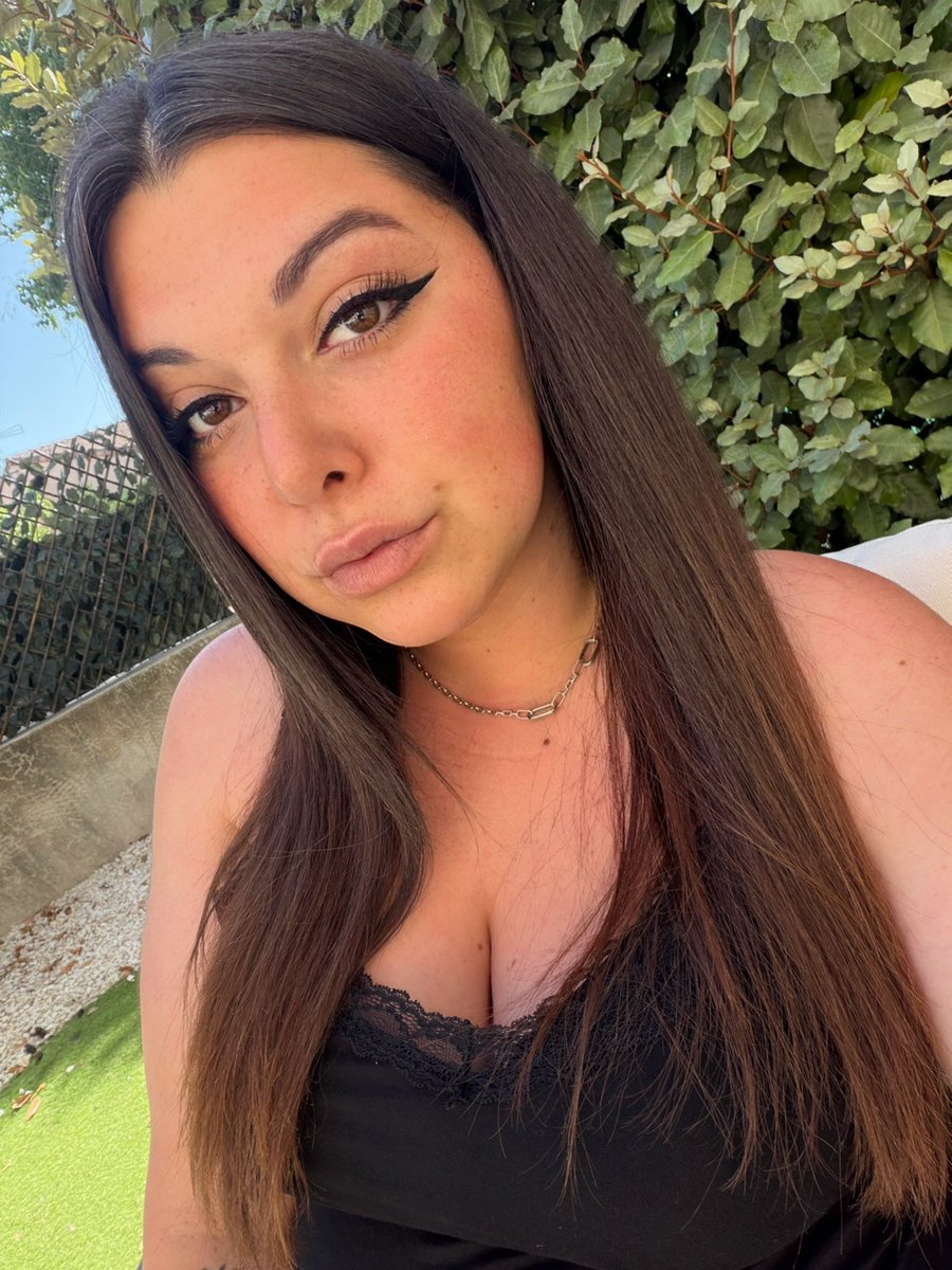 reine_louna's tweet photo. RT GAME 

Durée : 30 min | Fin : 20h20

3/3/3 

3 commentaires par personne https://t.co/lFuNJnz4nr