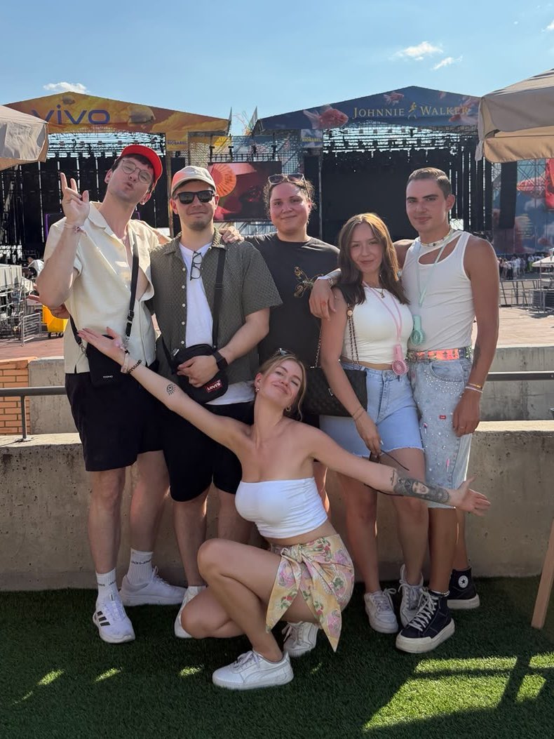 perrylicious1's tweet photo. Rio Babel are you ready to watch us burn? 🥵❤️‍🔥 https://t.co/D86chJ7gB3