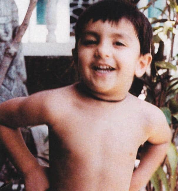 BinteDiil's tweet photo. This pookie little baby gonna turn 41 in few hours
#HappyBirthdayRanveer https://t.co/dWkjMGfp2P