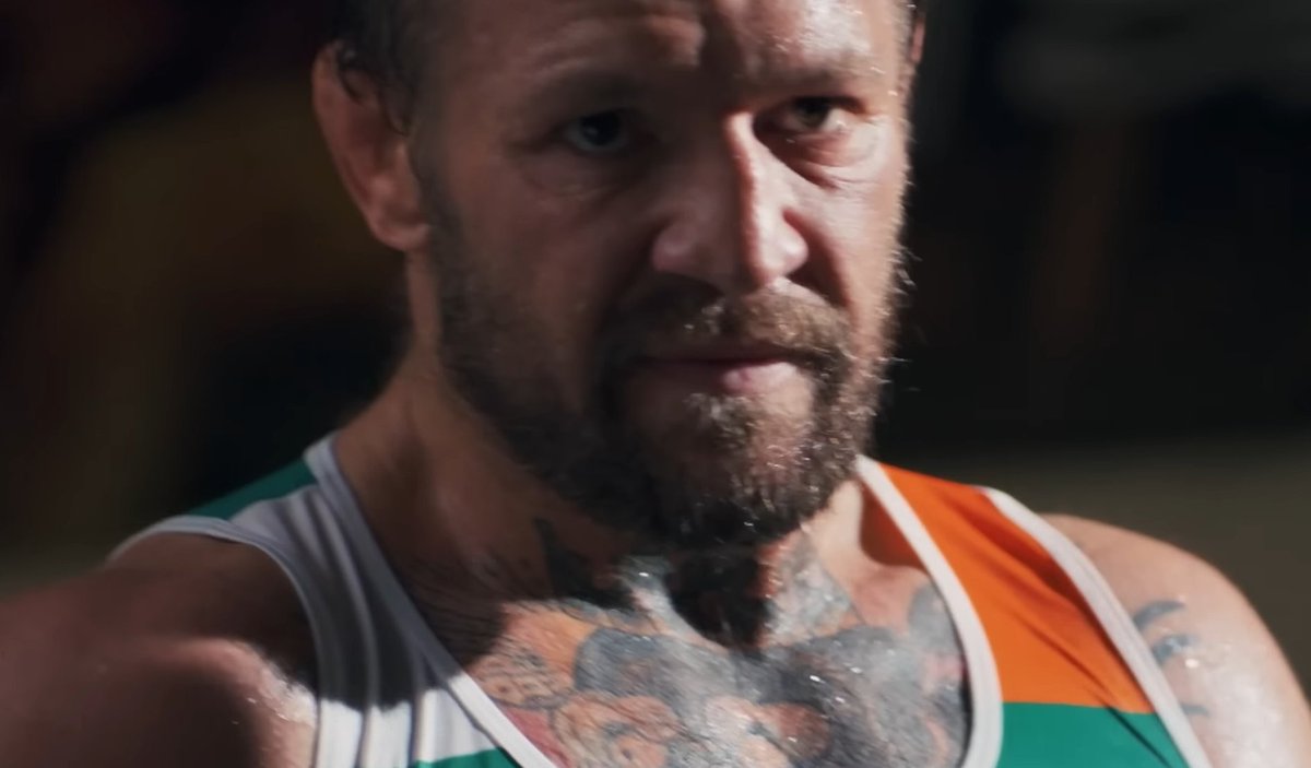 MeterPeterUFC_'s tweet photo. Look at the pure Rage &amp; Determination on that face... Max Holloway will not make it past 2 https://t.co/0uYZLGNuqT