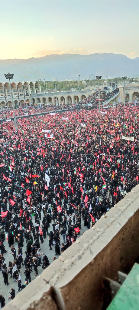 Mr__Sade's tweet photo. آیا دوست دارید به قولی فردا ارزشی ها خاری بشوند در چشم ضد انقلاب؟!
پس ان‌شاءالله فردا روز تشییع #حی_علی_التهران https://t.co/NVvC2YRvGp