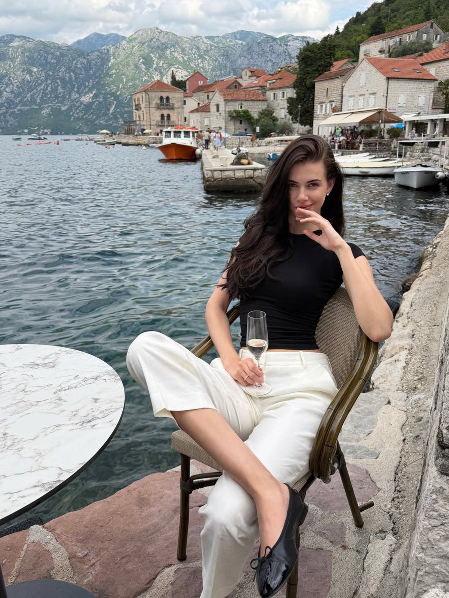 deazy_wonderboy's tweet photo. My trip to Budva was very relaxing 😌 https://t.co/uS1pqmYXEu