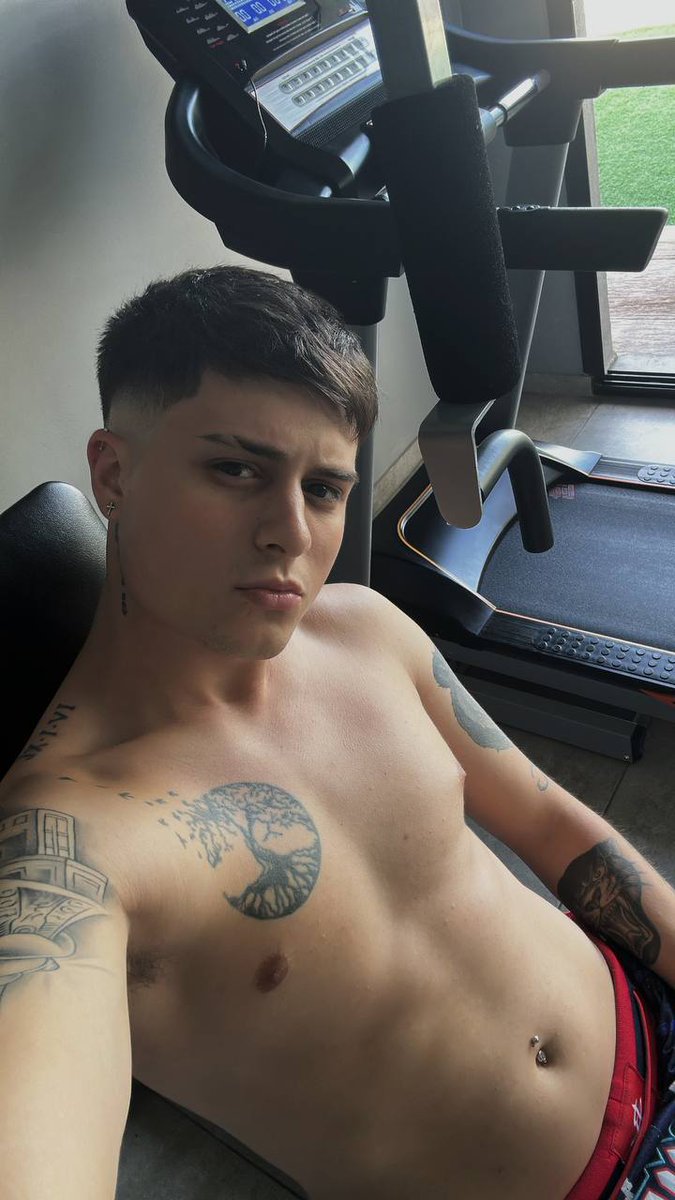 UrTopDaddyy's tweet photo. Mr him is here.🤤 https://t.co/klOMRIt1S6