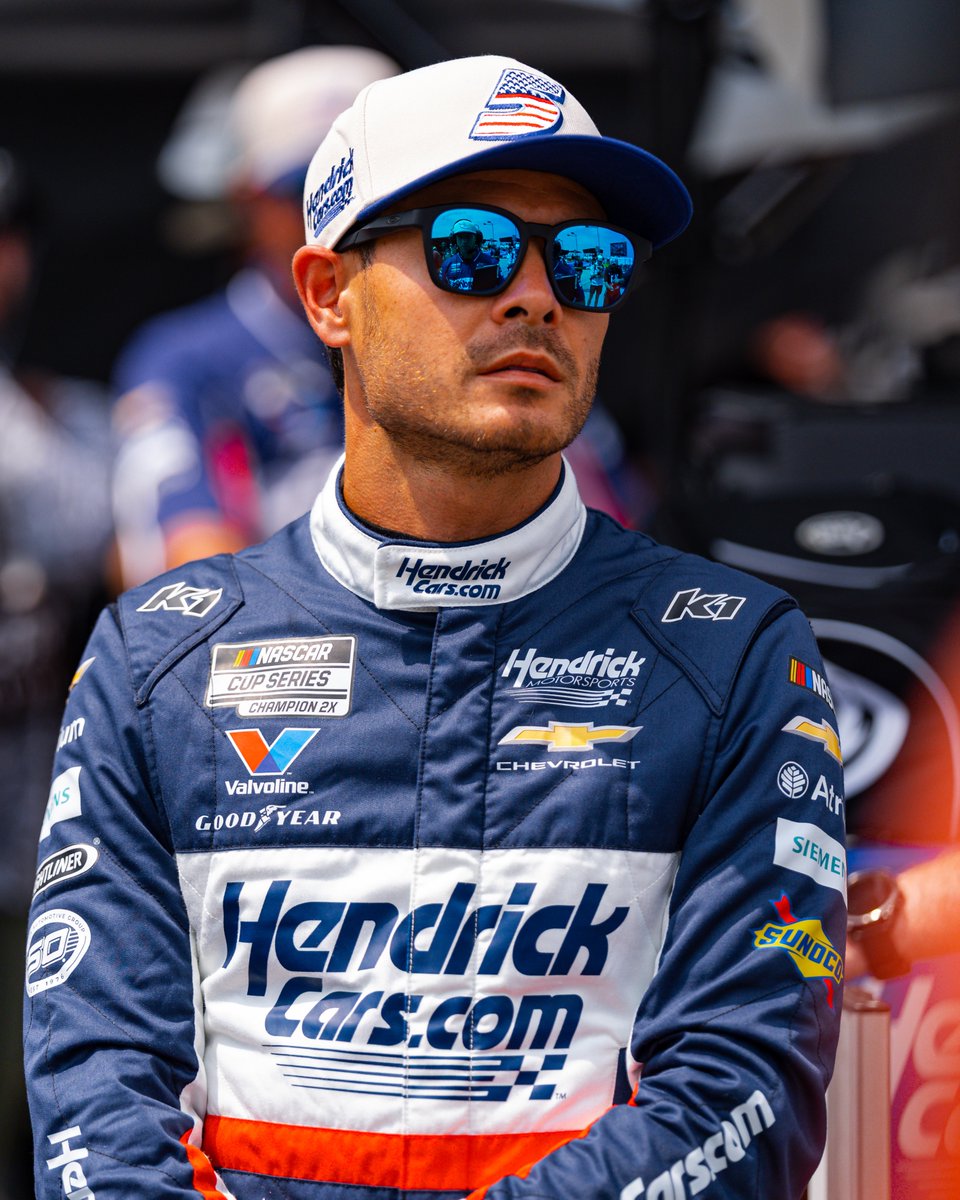 NASCAR's tweet photo. Experience matters and @KyleLarsonRacin has it. 

Out of the drivers to race at @ChicagolndSpdwy, he has the best average finish. (6.17) https://t.co/d9jhSXoDk5