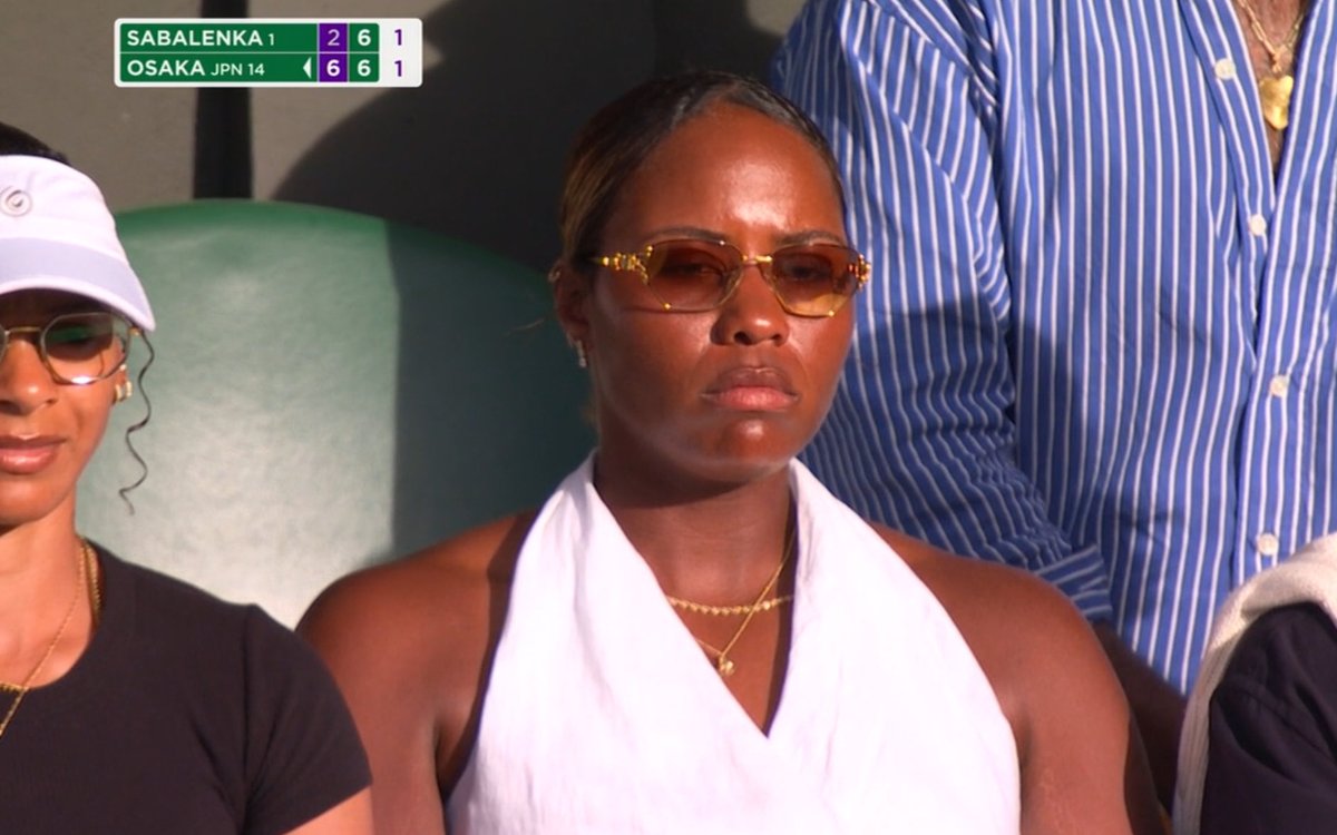 andys_murray's tweet photo. taylor supporting naomi like she did for her against iga😭💜 these besties!!!! https://t.co/Hyv2QwzNli