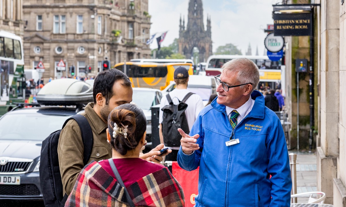 edinburghtour's tweet photo. Our friendly team is here to help! 🙋♀️
Whether you need directions, tips or want to discover the exclusive discounts included with your ticket, we're here to help every step of the way.
#Edinburgh #GuidedTour #EdinburghBusTours #VisitEdinburgh #TouristInformation https://t.co/QESgPeZWL9
