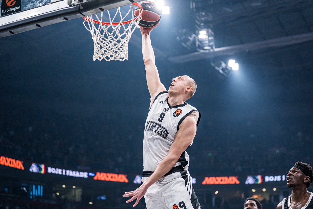 Andrea__Calzoni's tweet photo. 💣🚨Alen Smailagic is set to leave Virtus Bologna this summer and become a free agent.

Smailagic has a contract until 2027, but Virtus will probably exercise the out option in his contract.

#EuroLeague #VirtusBologna #Virtus https://t.co/FfjrbWpNaA