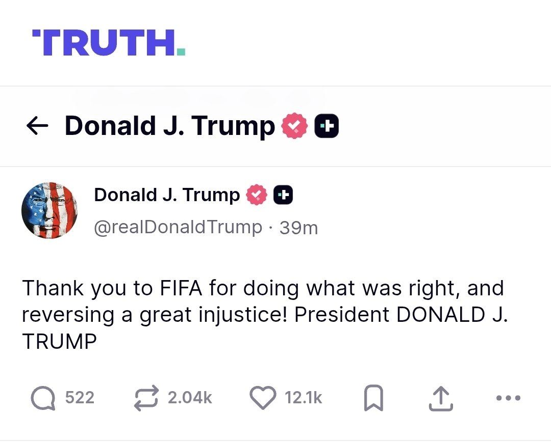 MrAsubio's tweet photo. ❌️ Debería ser fake, pero NO.

🙏🏻 El presidente de USA agradece a la FIFA, a través de su red social Truth, que se retirase una 🟥 bien mostrada a un jugador de su selección.

🌎 Si realmente esa decisión fue un "favorcillo", Infantino y Collina deberían dimitir de inmediato. https://t.co/4F8MLqX9xQ
