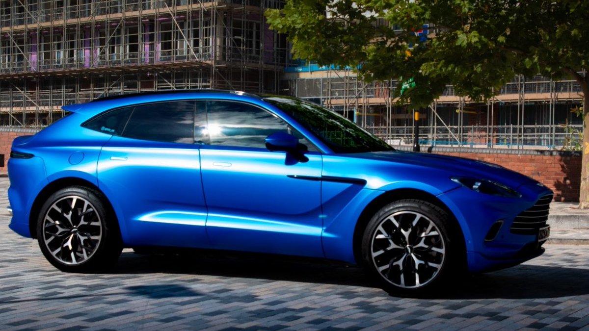WrapartUK's tweet photo. Aston Martin DBX Colour Change Wrap in Satin Blue #AstonMartinDBX #SatinBlueWrap #VehicleWrap #ColourChangeWrap #Birmingham https://t.co/yltID5p33b