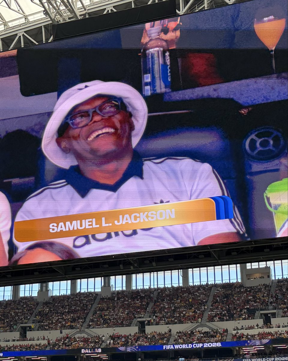SamuelLJackson's tweet photo. AT THE WORLD CUP‼️⚽️💥
#FIFAWorldCup @FIFAWorldCup @adidas https://t.co/FQFUUtzi4S