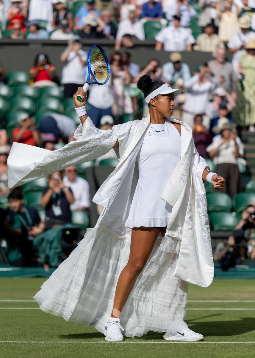 Beeorlicious's tweet photo. That was so, so good! My goodness!

Sometimes, many forget Naomi Osaka is a former World No.1 and a Four-time Grand Slam champion.
She's reminding y'all now.

Serving fashion while at it too. ❤️ 

#Wimbledon https://t.co/83IJ9fjaG8