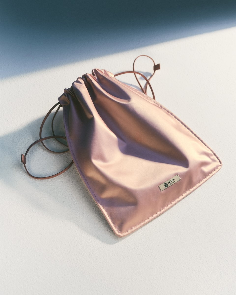 PRADA tweet media