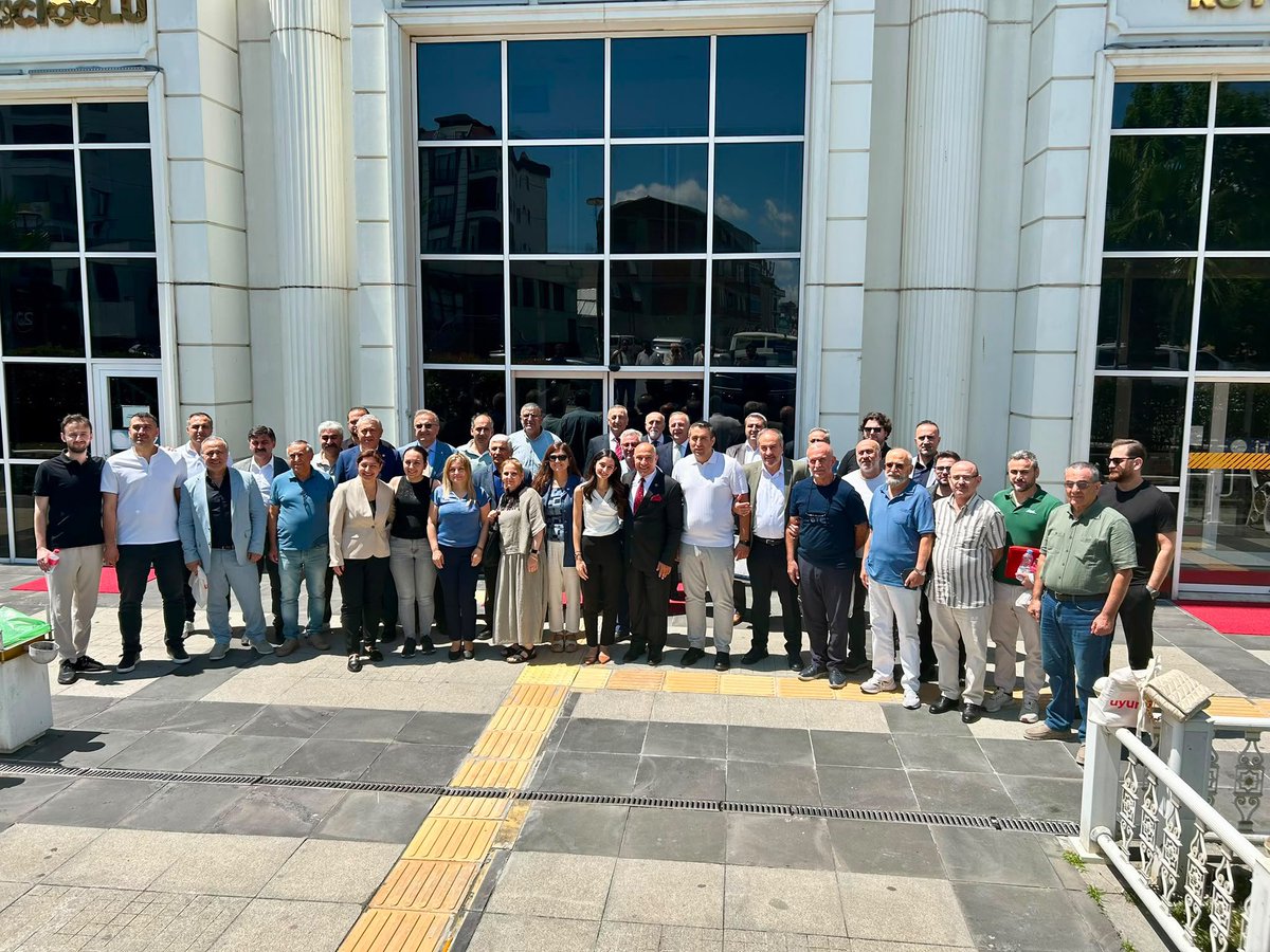 serkankaya_29's tweet photo. Gümüşhaneli Mali Müşavirler Yeminli Mali Müşavirler ve Bağımsız Denetçiler Derneği (GÜMÜŞ 29) 1. Olağan Genel Kurulu’na katılım sağladık. 

Divan heyetinde yer aldığımız Genel Kurul’da Kurucu Başkan Hıdır Daştan Dernek Başkanlığına seçildi. Hıdır Daştan başkanımız ve yönetimini tebrik eder, başarılar dilerim. Ayrıca Divan heyetinde bizi onura ettiği içinde ayrıca teşekkür ederim.

📍Sultanbeyli- İstanbul