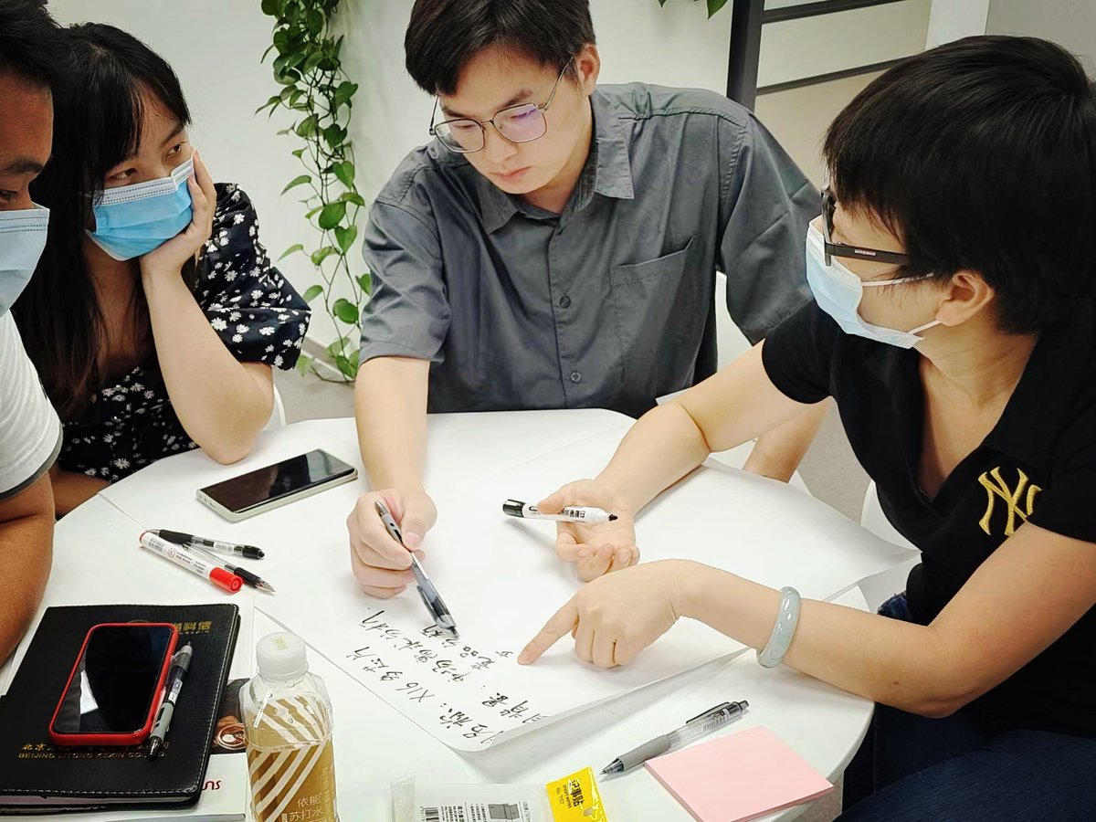 Violetta102928's tweet photo. Teamwork makes the dream work! Small steps, big wins together at today’s project sync. #Collaboration #TeamSpirit https://t.co/NExICfmsVE