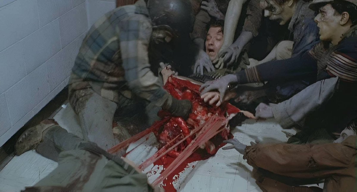 HorrorExtrem0's tweet photo. Filme - Day Of The Dead (1985)

-SenhorHorror https://t.co/cGYsiSb29O