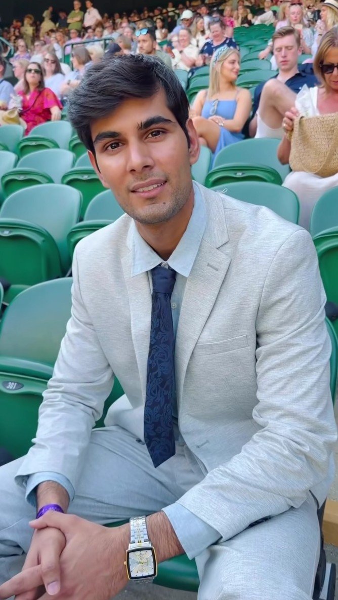 AkshayBhatia__'s tweet photo. Internet money is goated.

Bro went from making reels in his village to nearly 4 million followers on Instagram... and now he's at Wimbledon. https://t.co/soFwmFD3Tw