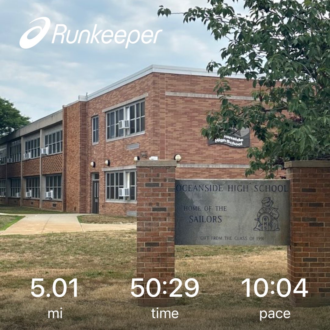SethBlau's tweet photo. #SundayRunday #JustFeltLikeRunning #Oceanside #OceansideHighSchool #OHS #OceansideNY πͺ¨ https://t.co/7TKRZvdAQM