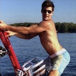 mc71esbian's tweet photo. im sorry i just didnt realise tom wilson could serve cunt like this. holding space for this moving forward. https://t.co/7MIuVpl6iR