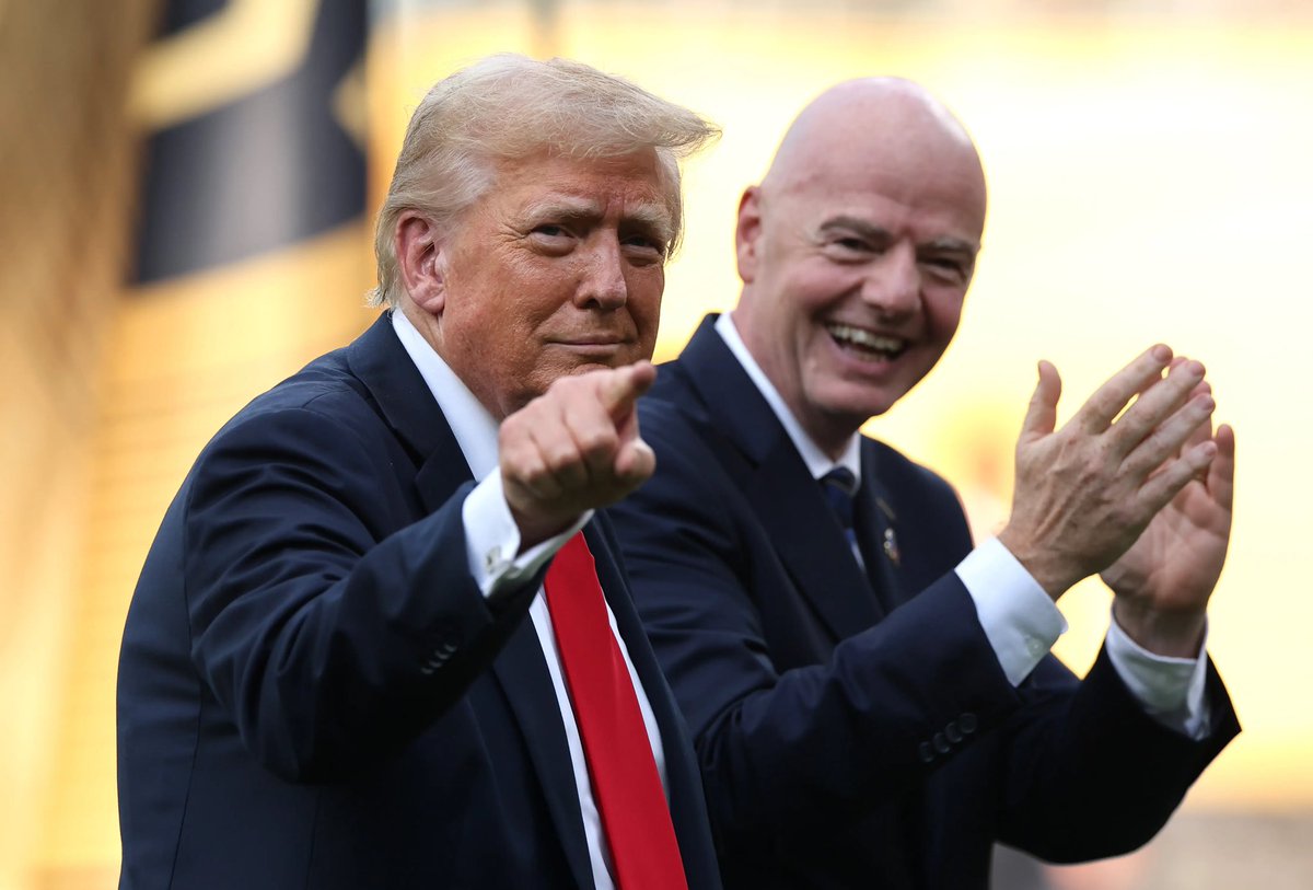 Savageboston's tweet photo. The White House made a direct call to FIFA to ask Gianni Infantino to review Folarin Balogun’s red card.

Per: @JacobsBen https://t.co/y6dFYfjZ29