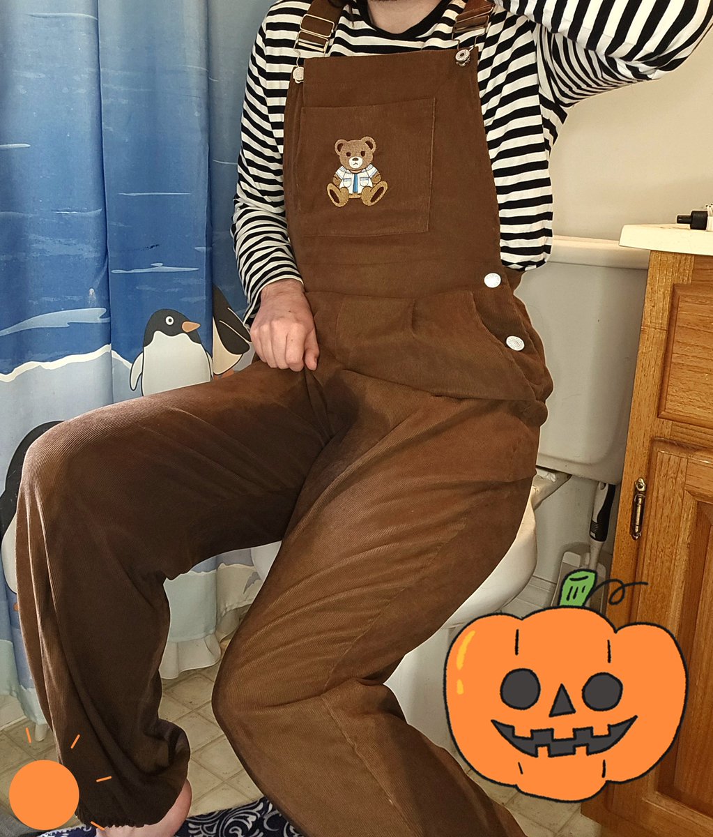 SmallFaun's tweet photo. A-accident (´･ｪ･｀) // omorashi pee kink // https://t.co/bXC2btm6hP