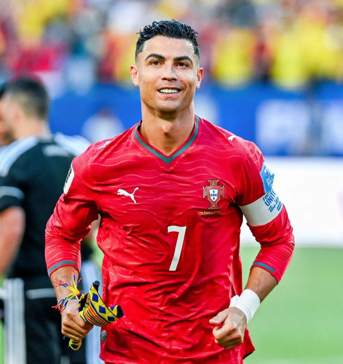 ActuFoot_'s tweet photo. 🚨🚨 Cristiano Ronaldo 🇵🇹 : « C’EST MA DERNIÈRE COUPE DU MONDE !!!! 👋 (…)

Je remercie Dieu pour ma vie. 

Si je gagne, je serai toujours Cristiano. Si je ne gagne pas, JE SERAI TOUJOURS CRISTIANO. » 🗣️

🎙️ conf. de presse https://t.co/v3ftBnOGTK