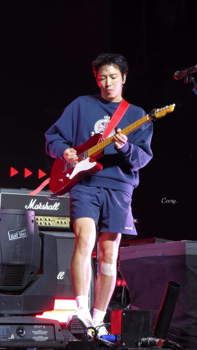 Cccry_yh's tweet photo. 2026.07.05 3logy in London 

Sound Check Look 

#정용화
#JUNGYONGHWA
#CNBLUE https://t.co/4jOgWBvyHd