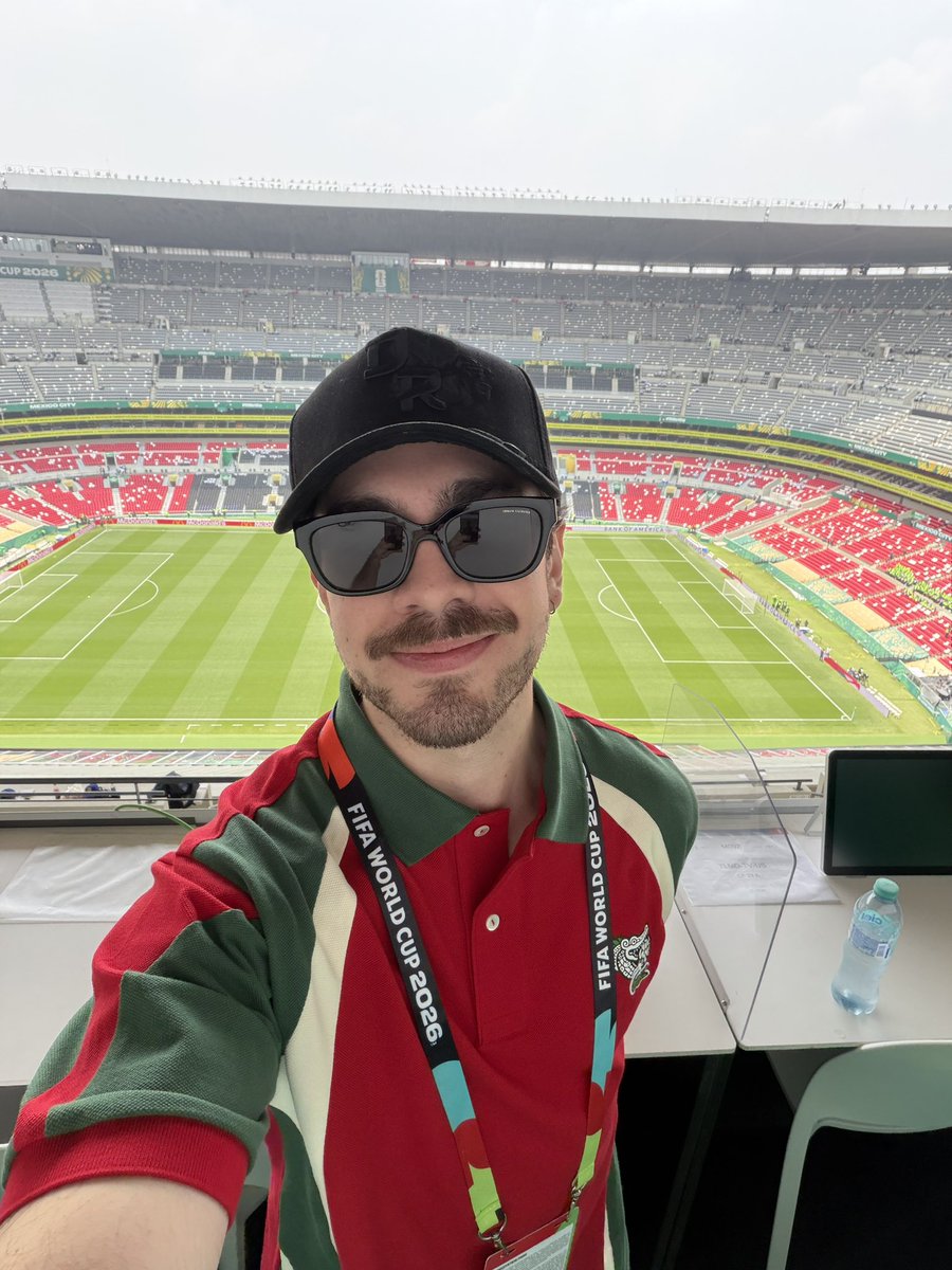 JuanSGuarnizo's tweet photo. Hoy se vive HISTORIA. 🇲🇽 https://t.co/phEVpYEmz4