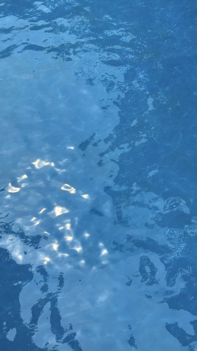 InlokyO's tweet photo. water. https://t.co/7LLSp9Ju8L