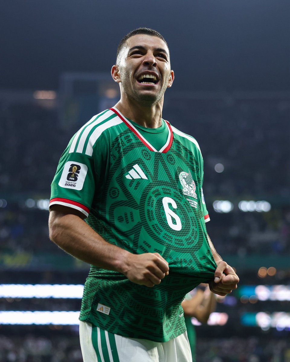 CruzAzul's tweet photo. ¡Con todo, @erik_lira! 💙 ¡Con todo, @miseleccionmx! 🇲🇽 https://t.co/osZuKOyIg4