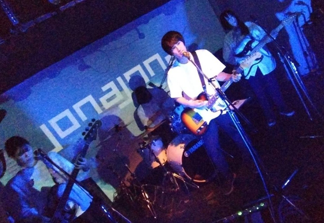 acquiescealter1's tweet photo. こんど一緒にライブする@JonaJonaBand
 #柴崎mod #mod

ライブにいってきたよ！
繊細だけど力強く
メランコリックだけど図太い
魅力的なバンドでしたん

４人とも尖って個性が出ているのに妙にまとまった感じもして
なんだかﾜｲらシンパシーも感じました( ˘•ω•˘ ) https://t.co/e6Sb3FytKt