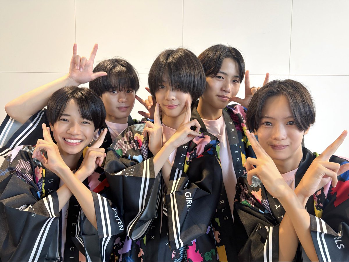 ebi_dan's tweet photo. ✦・┈

#ばってん少女隊 11周年記念ワンマンライブ
特別外周企画「夏の森羅万象祭」
ありがとうございました！🏮

　　　　　　　　　　　　┈・✦
🌟#NotFound 
🌟#REV1 from EBiDAN NEXT
🌟#EBiDANTOKYO 

▶︎REV:1 NEXT EVENT

✦ 7/12(日)
REV:1 from EBiDAN NEXT / EBiDAN TOKYO選抜 スペシャルフリーイベントvol.4
@川崎ラチッタデッラ中央噴水広場

✦ 7/19(日)
Not Found フリーイベント
@タワーレコード渋谷

#ばっしょー 
#EBiDANNEXT #EBiDAN #エビネク