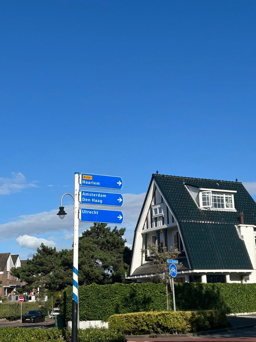 Flashyiii's tweet photo. I’ve been spending the past few days in Zandvoort with my girlfriend. It’s amazing here and I’m really enjoying the time. Can’t wait to come back with fresh energy and continue working. Amazing things too come this summer https://t.co/jPFzX6KdUT