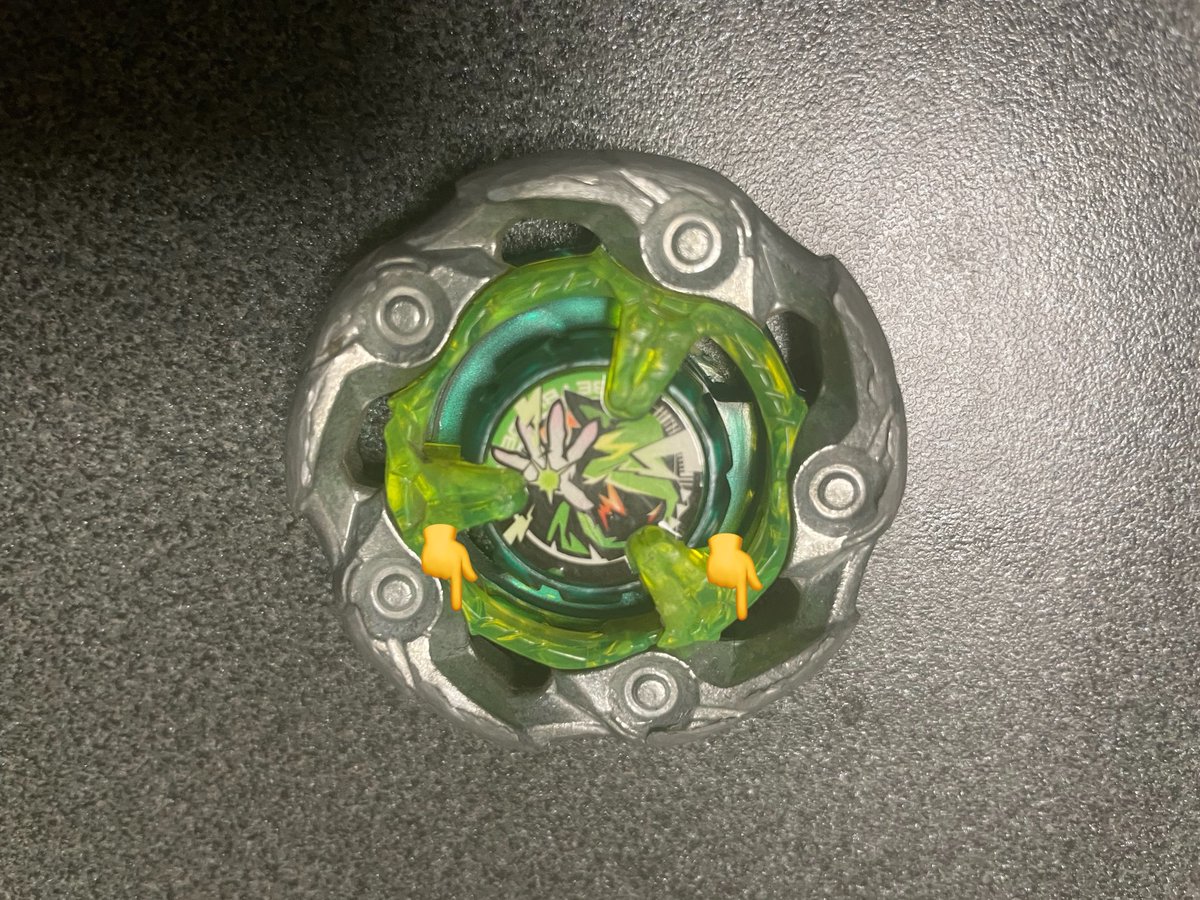 PiNe_Oreka's tweet photo. フリバロッドが後半変な崩れ方するなと思い確認したところクラック入ってました😱
ここまで沢山練習に付き合ってくれました
ありがとう🥲 https://t.co/K8bwxs4fd5