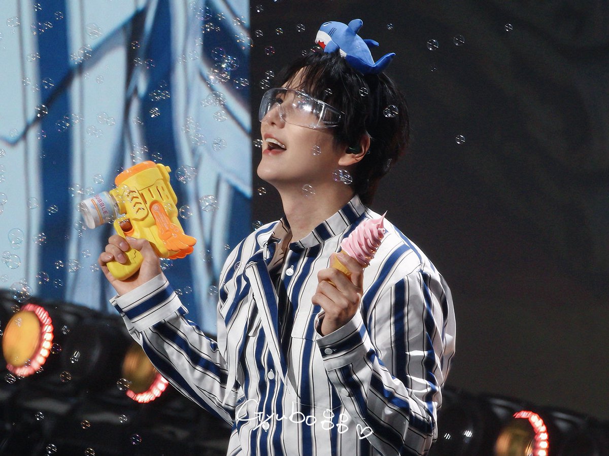 gyubo88's tweet photo. 260705 규현 20th Anniversary Fanmeeting “Hotel 203” in SH Pt.2

#규현 #KYUHYUN 
#キュヒョン #圭贤 https://t.co/tW1GAk8sre
