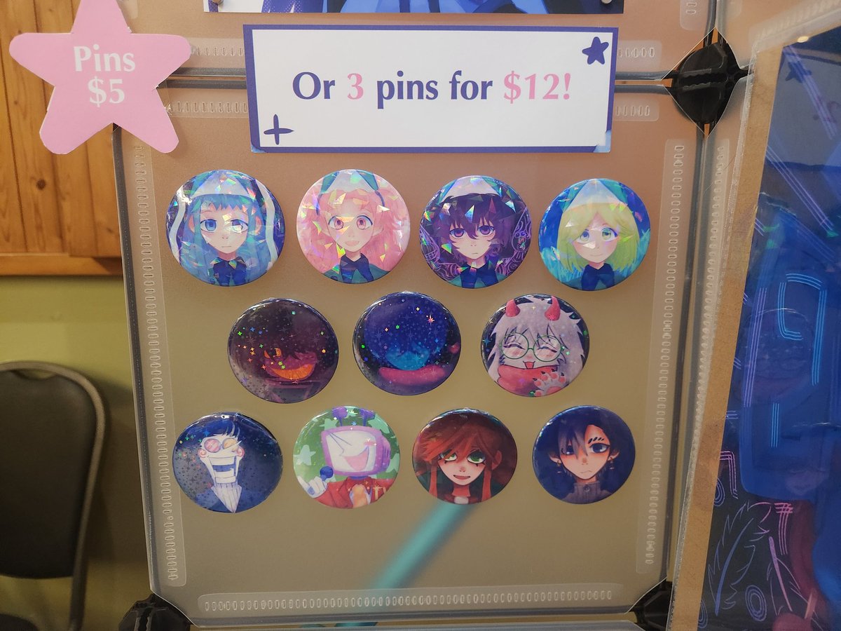 MagmaCat05's tweet photo. Im at Anime Kingston Today! :D I'll be here from 10am - 3pm! https://t.co/CLzlIyb3Xc