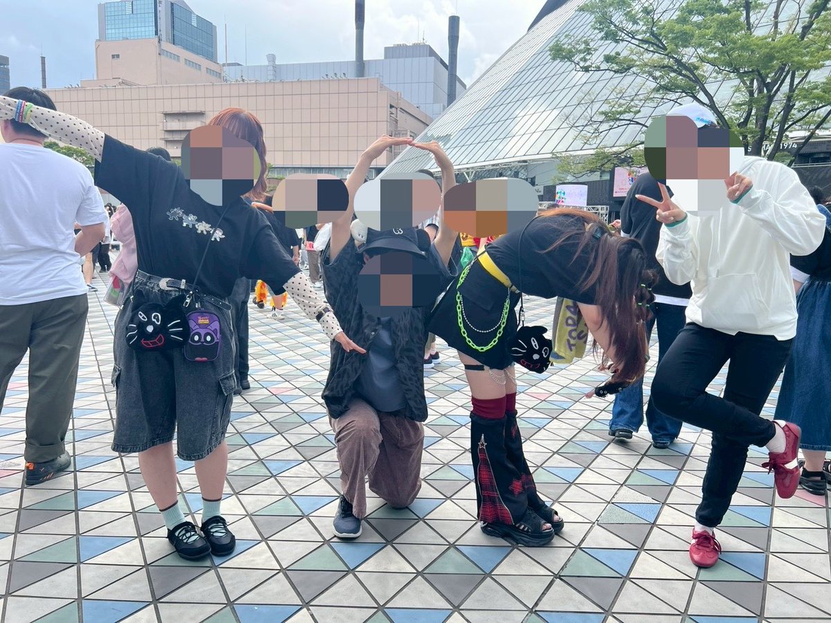 na__05_a__'s tweet photo. #TOP4TOKYODOME2 

船で回ってきてくれた時、後ろがスタッフさんの席だったから4人全員こちらを向いてくれて本当に神席だった😭😭😭 https://t.co/XlQ3K8Ze69