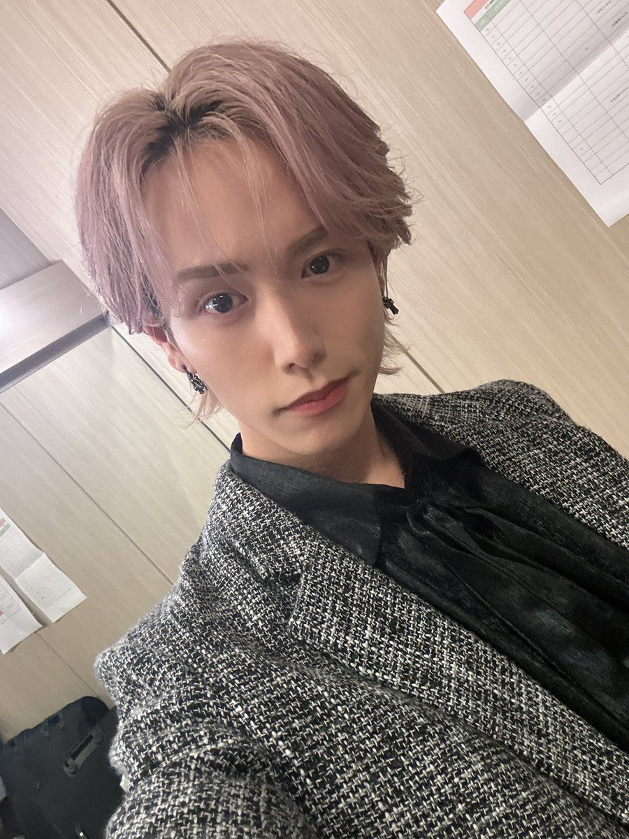 RYOTA_CCC_K's tweet photo. MuchU MUSIC FES. vol.7🐭
ありがとーございやした⚠️🖖🏾
今回も楽しゅうやったな🥳
取ってくれたミナトの枠のみんなありがとー⚜️
来てくれたみんなありがとーな😘
配信もありがとー📺
ライジングドラゴン誰かいってくれたんかだけ気になる（）🐲　

ってことで下半期すたーてぃん☝🏾 https://t.co/bfH1xsEfcL