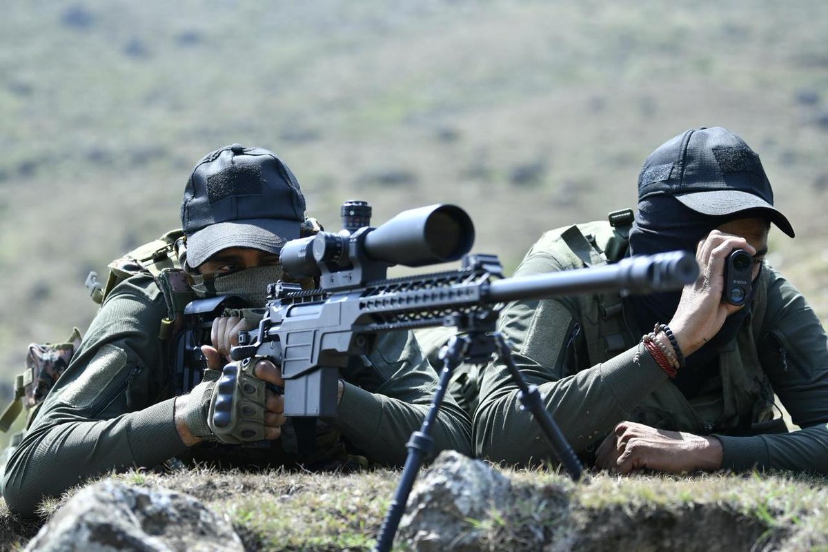 KOSCRPF's tweet photo. Focused. Alert. Always ready. 

The CRPF Quick Action Teams stand vigilant and fully equipped , ensuring every pilgrim's journey during the Amarnath Yatra remains safe and secure.

Silent Precision. Unseen Vigil. Unwavering Commitment. 

#AmarnathYatra
#CRPF https://t.co/ZcJvQJxPCr
