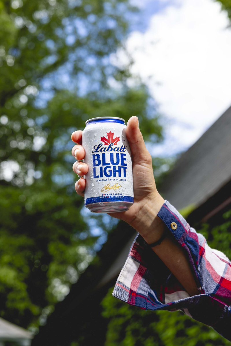 Labatt Blue Light tweet media