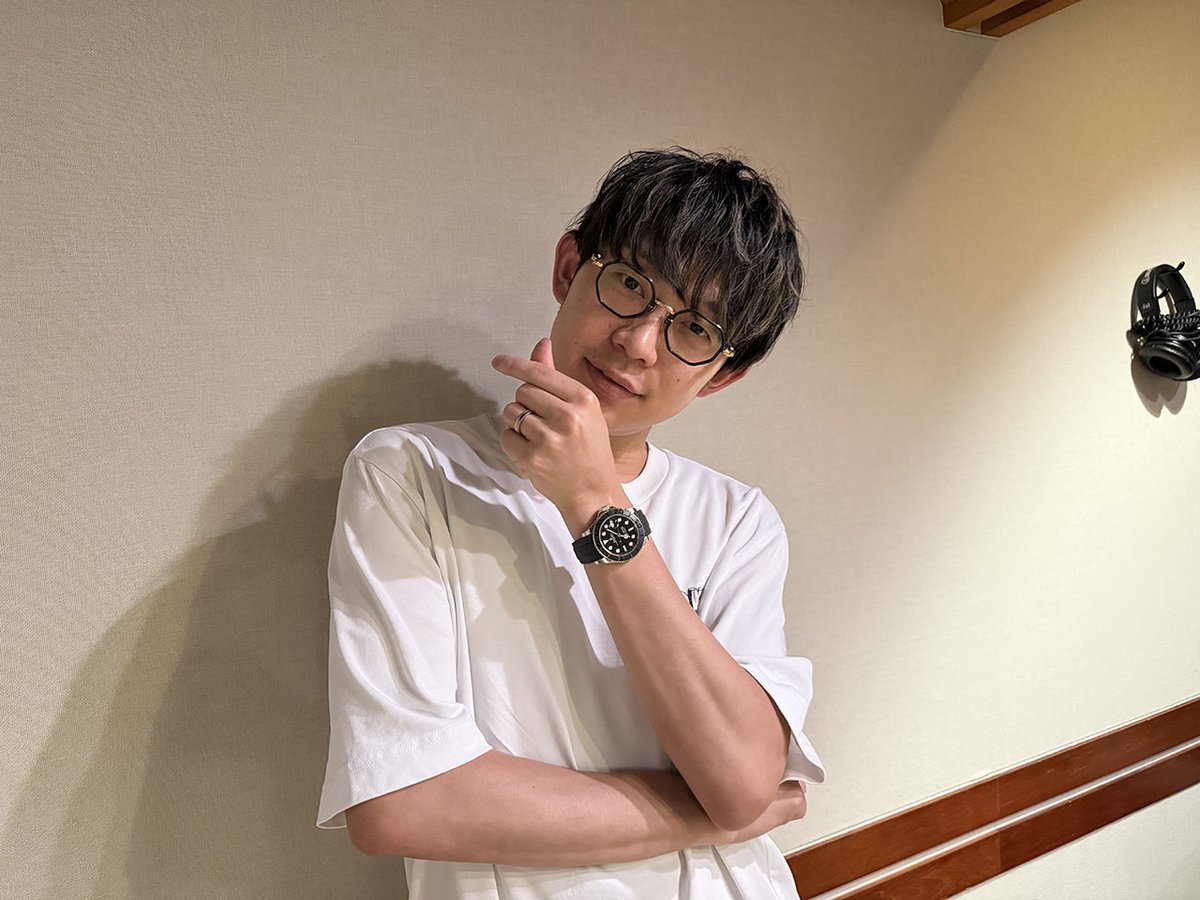 tokyofm's tweet photo. 24:00～『澤本・権八のすぐに終わりますから。』
@suguowa #すぐおわ
先週に引き続き #草彅剛 さん登場👖
映画「#バナ穴 #BANA_ANA」撮影時のエピソードなど伺います🎬

24:30～『#川崎鷹也 #マジノト』
2026年上半期に流行ったあの言葉を即興演奏🎤

#TOKYOFM 
#radiko はこちらから👇
📻https://t.co/W80qaMNX12