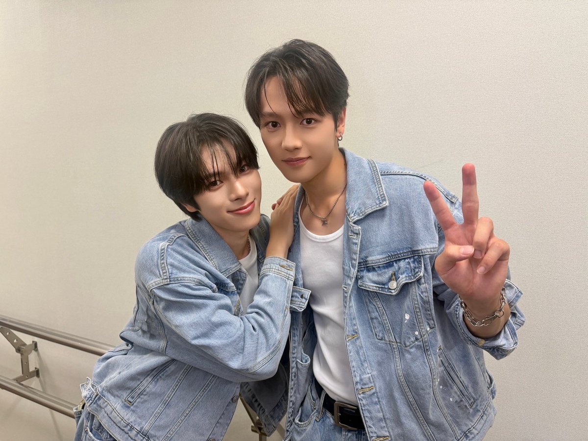 LOVEONE_staff's tweet photo. ／

#相原一心 初W主演ドラマ
「Your Sky ハレのち恋」第1話上映会にて🌤️

＼

#DXTEEN #福田歩汰 さんと📸
ありがとうございました☀️🌌💓

@yourskyhare_mx 
@official_DXTEEN 
#YourSkyJP_Premiere #YourSkyJP
#ユアスカ #ラブワン https://t.co/zCmgR0XpNt