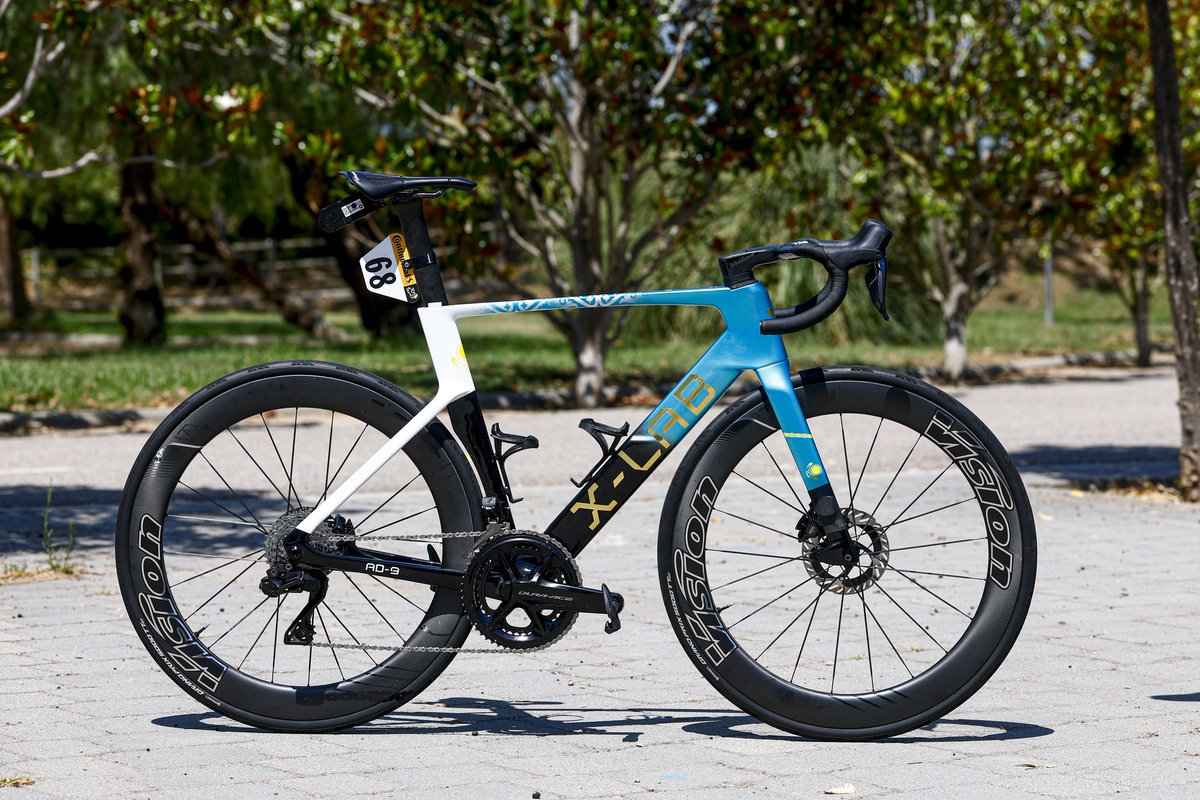 XDSAstanaTeam's tweet photo. 🇪🇸 🇫🇷 PHOTOS: @LeTour 

The new X-LAB AD9 bike of Nicolas Vinokurov, the Kazakh 🇰🇿 road race Champion!

@NicoVino13 

#XDSAstanaTeam #TDF2026

📷 @SprintCycling https://t.co/04kLztRf6f