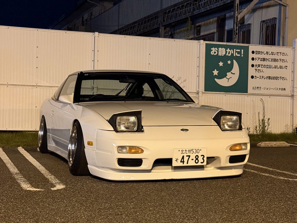 Silhouette180's tweet photo. #カッコいいフロントショットはろうぜ https://t.co/ynRtbbNI0i