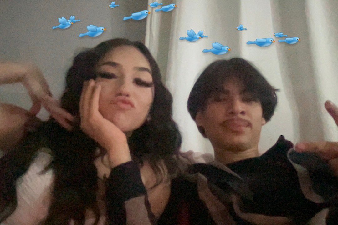 sslump3dd's tweet photo. Drunk in Loveeeeeeeeee https://t.co/KVnUd5YQjv