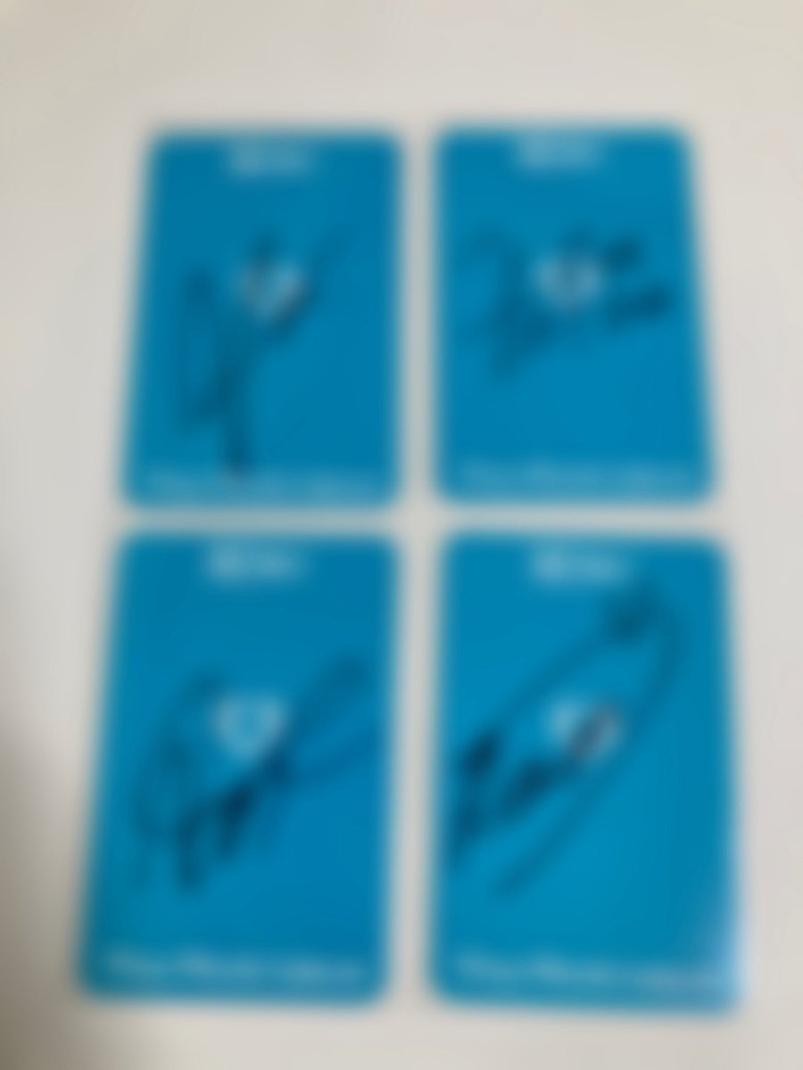 Uc054's tweet photo. 하츠웨이브 비트로드 케이팝스토어 대면 미공포 포카 포토카드 양도 SELL⭕️

대면 - 장당 0.5
DM or KKT 주세요
싸인포카, 일반포카 다 있음 싸인은 제시

ㅅㅊㅇ hrtzwav 윤영준 리안 데인 케이텐 하기와
https://t.co/R2UBCY17L7 https://t.co/J1aWHfScq0