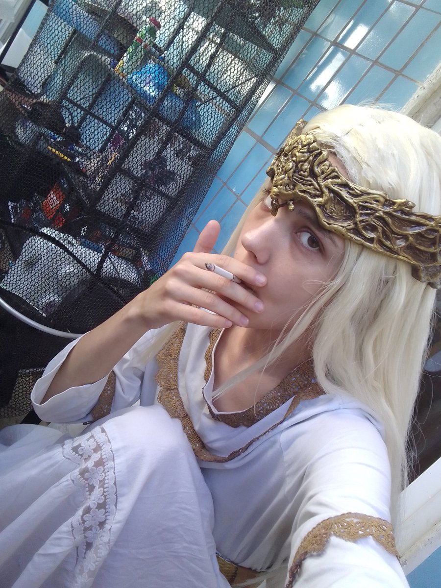 sanya_cheese's tweet photo. Miquella the Smoker https://t.co/nl0QmOIG1U
